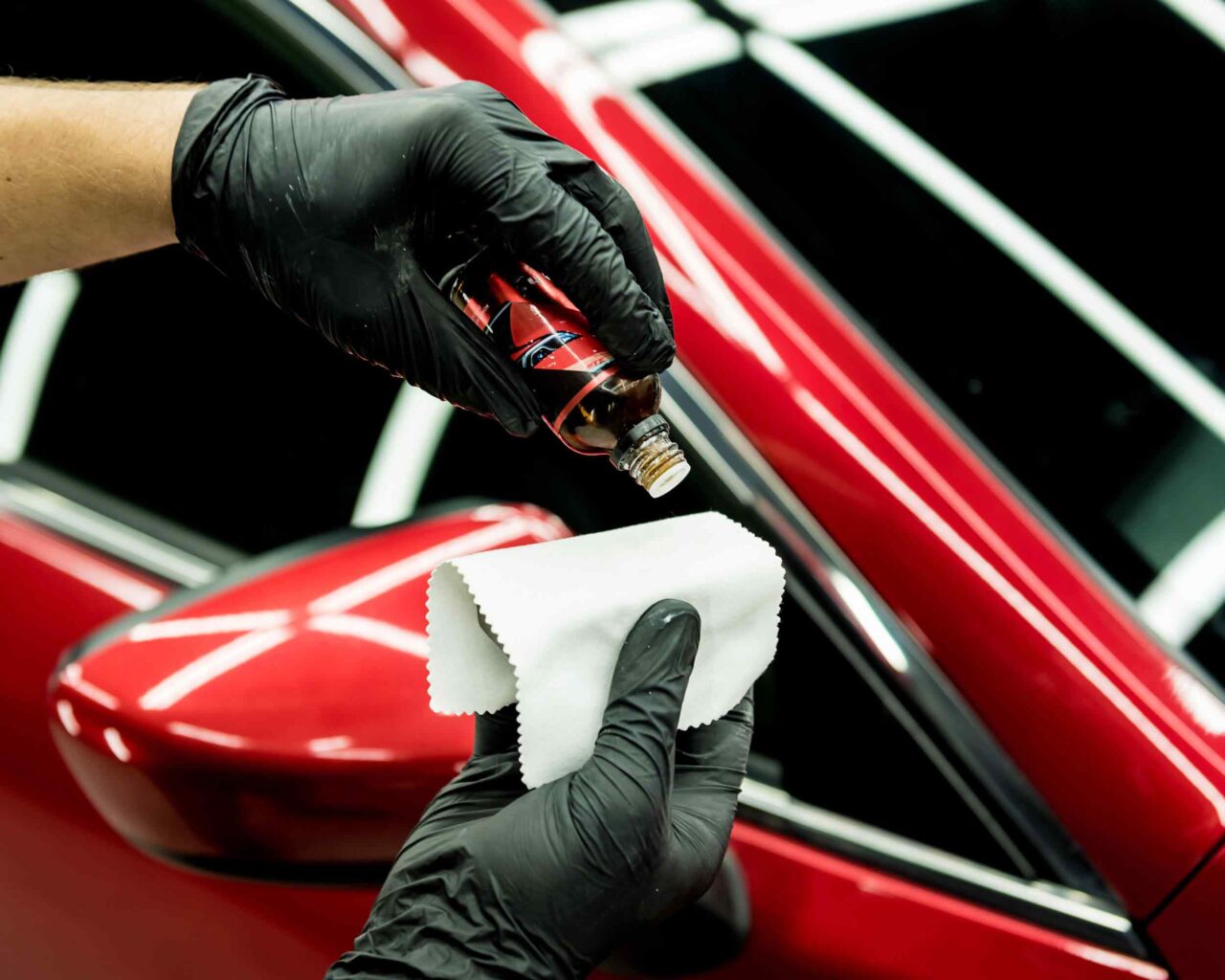 https://puredetailing.nl/wp-content/uploads/2021/10/img-service-02-1280x1024.jpg