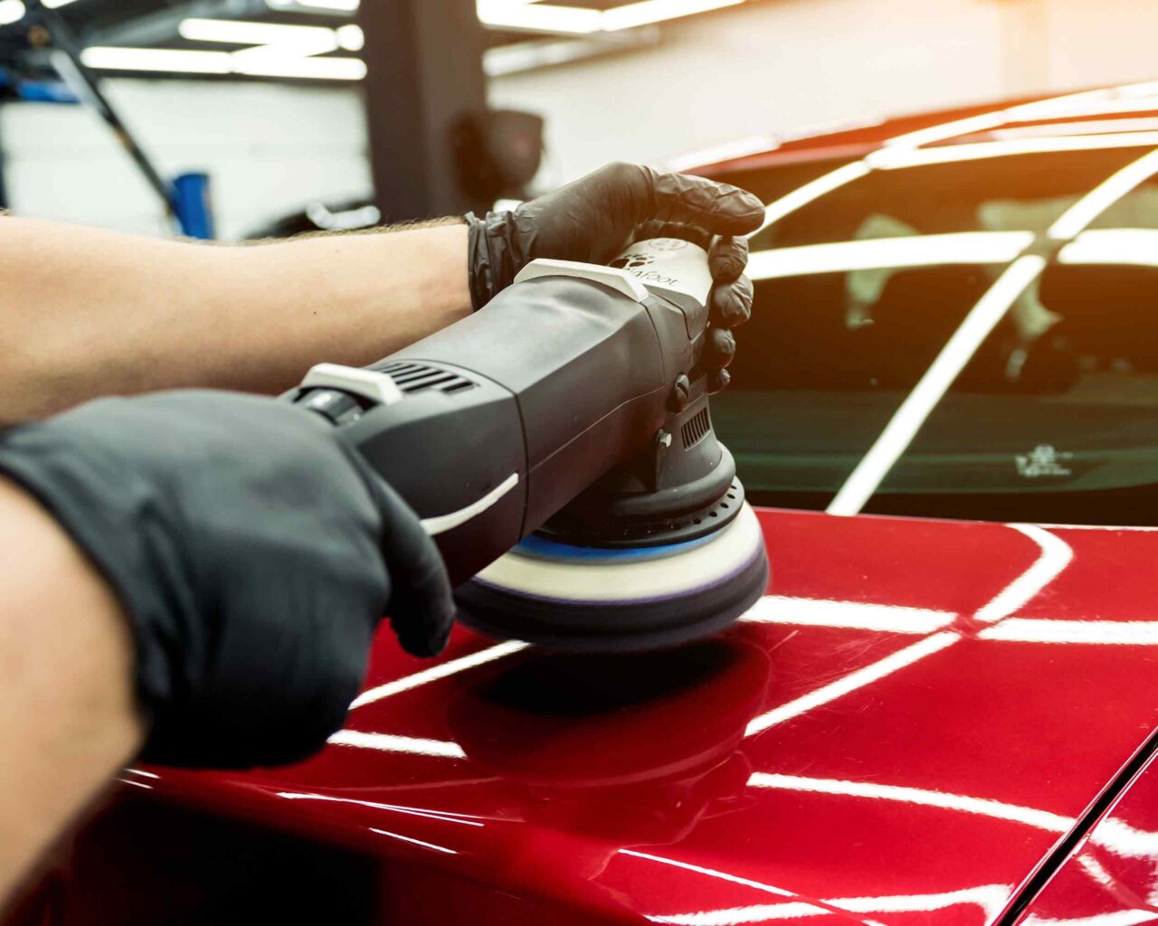 https://puredetailing.nl/wp-content/uploads/2021/10/img-service-04-1280x1024.jpg